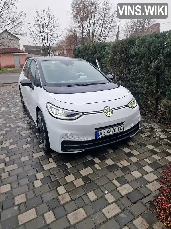 Volkswagen ID.3 2024, фото з оголошення 1 з 13, VIN LSVFD6E95R2049718