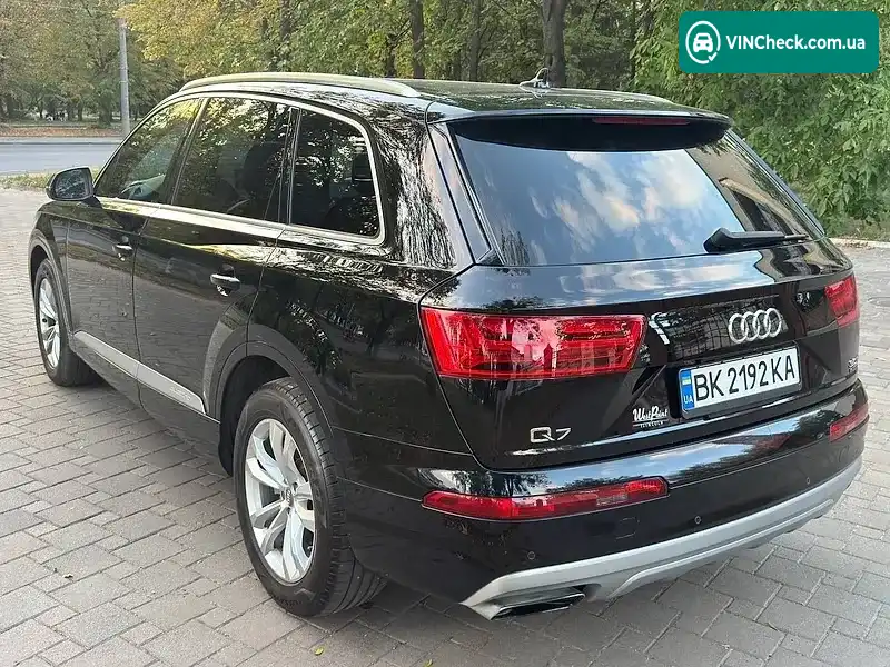 Audi Q7 2017, фото з оголошення 1 з 12, VIN WA1LAAF7XJD004159
