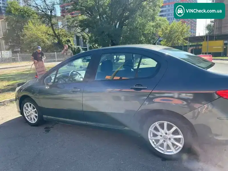 Peugeot 408 2012, фото з оголошення 2 з 16, VIN Z8T4D5FS9CM063641