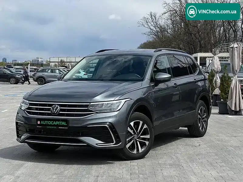 Volkswagen Tiguan 2022, фото з оголошення 1 з 20, VIN 3VVRB7AX0PM043901