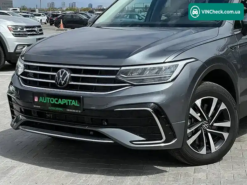 Volkswagen Tiguan 2022, фото з оголошення 2 з 20, VIN 3VVRB7AX0PM043901