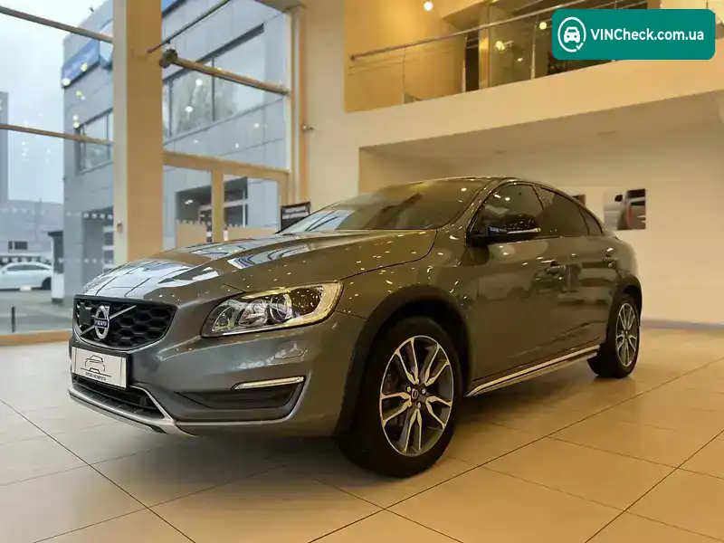 Volvo S60 2015, фото з оголошення 1 з 21, VIN YV4612UM5G2000135