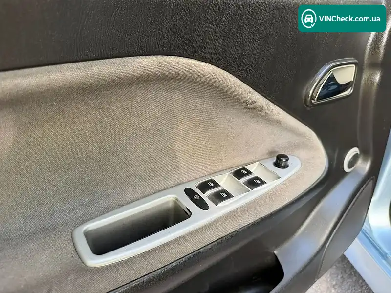 Chery Amulet 2007, фото з оголошення 2 з 20, VIN Y6DDA11B48D018788