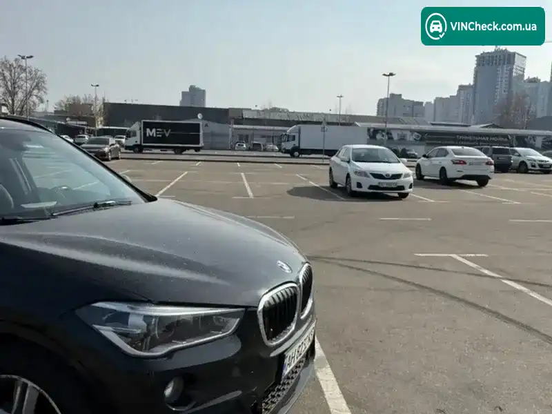 BMW X1 2016, фото з оголошення 2 з 12, VIN WBXHT3C38H5F70737