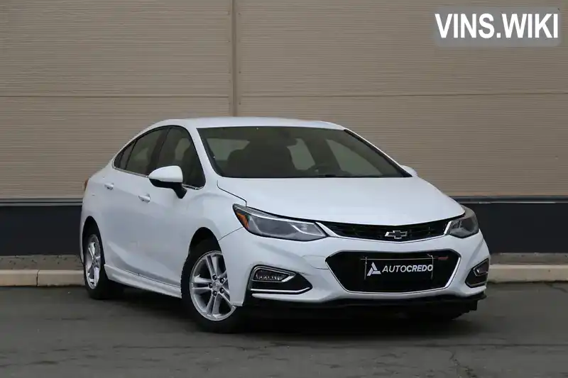 Chevrolet Cruze 2018, фото з оголошення 1 з 21, VIN 1G1BE5SM6J7218257