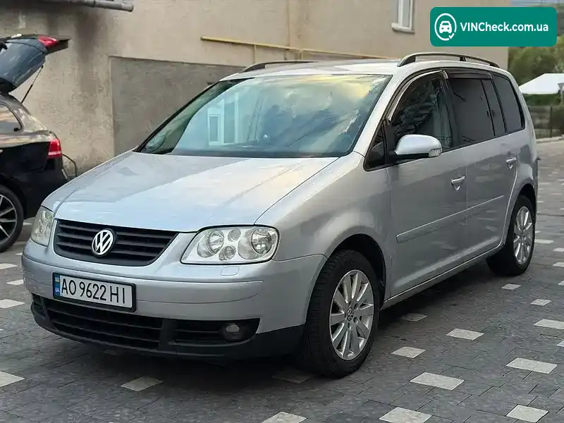 Volkswagen Touran 2004, фото з оголошення 2 з 20, VIN WVGZZZ1TZ5W022214