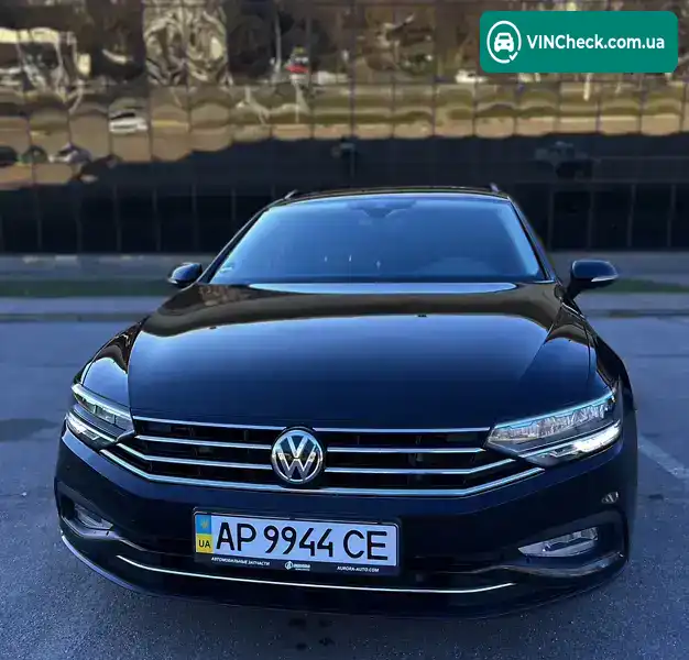 Volkswagen Passat 2019, фото з оголошення 2 з 21, VIN WVWZZZ3CZLE023329