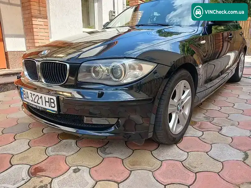 BMW 1 Series 2011, фото з оголошення 1 з 14, VIN WBAUD71040P524592