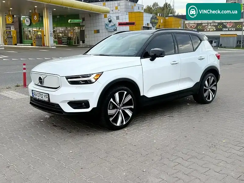 Volvo XC40 2021, фото з оголошення 1 з 20, VIN YV4ED3UR8M2541891