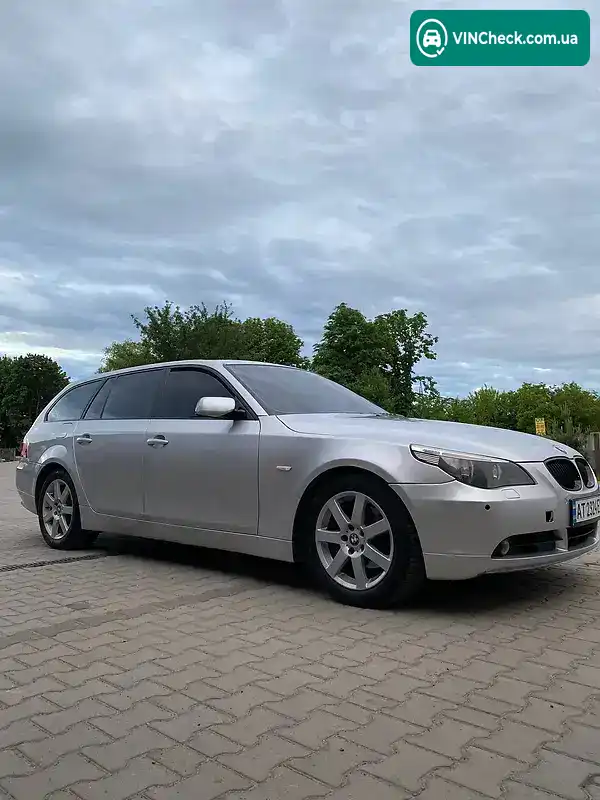 BMW 5 Series 2006, фото з оголошення 2 з 16, VIN WBANJ51000CV09001