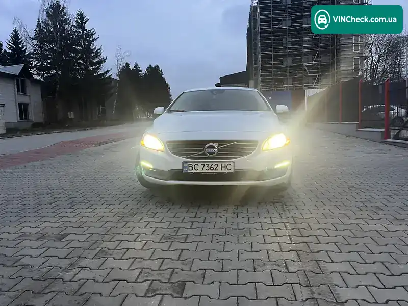 Volvo V60 2014, фото з оголошення 2 з 19, VIN YV1FW88A1F1237604