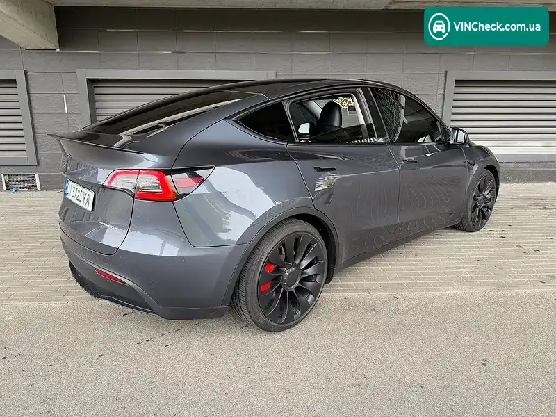 Tesla Model Y 2023, фото з оголошення 2 з 16, VIN 7SAYGDEF4PF844513