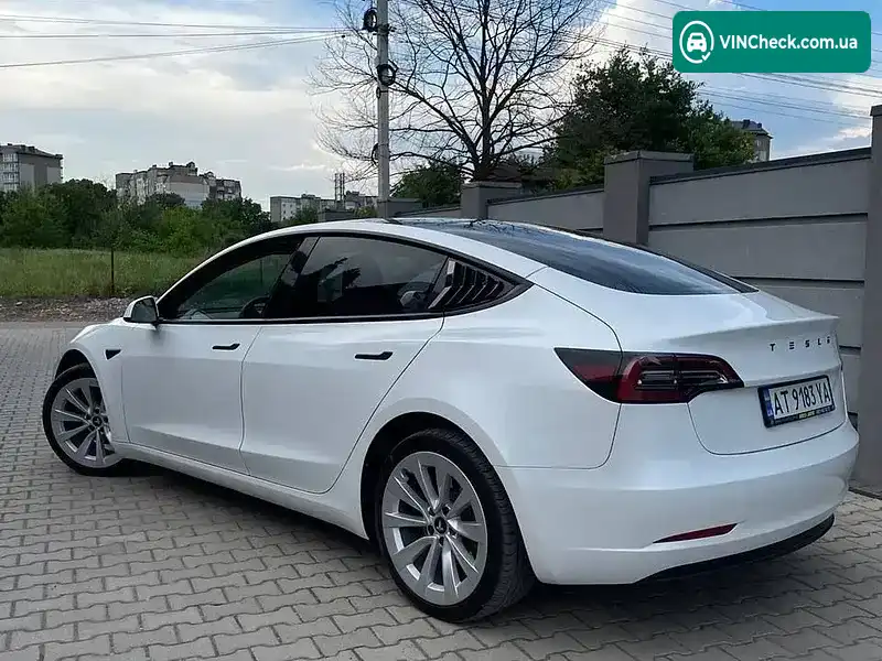 Tesla Model 3 2023, фото з оголошення 1 з 15, VIN 5YJ3E1EA7PF605411