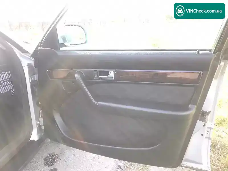 Audi A6 1997, фото з оголошення 1 з 20, VIN WAUZZZ4AZVN004290