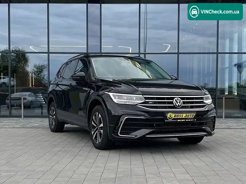 Volkswagen Tiguan 2021, фото з оголошення 1 з 20, VIN 3VV1B7AX3NM020655