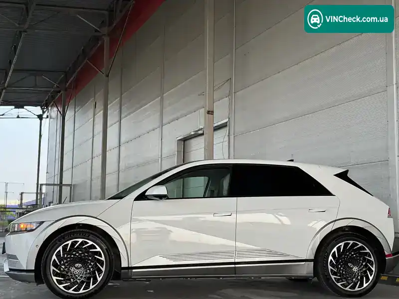 Hyundai Ioniq 5 2024, фото з оголошення 2 з 10, VIN KM8KRDDF2RU299304