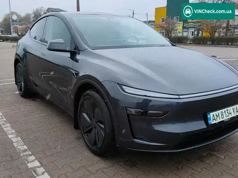 Tesla Model Y 2025, фото з оголошення 1 з 21, VIN 7SAYGDEE7TF344315