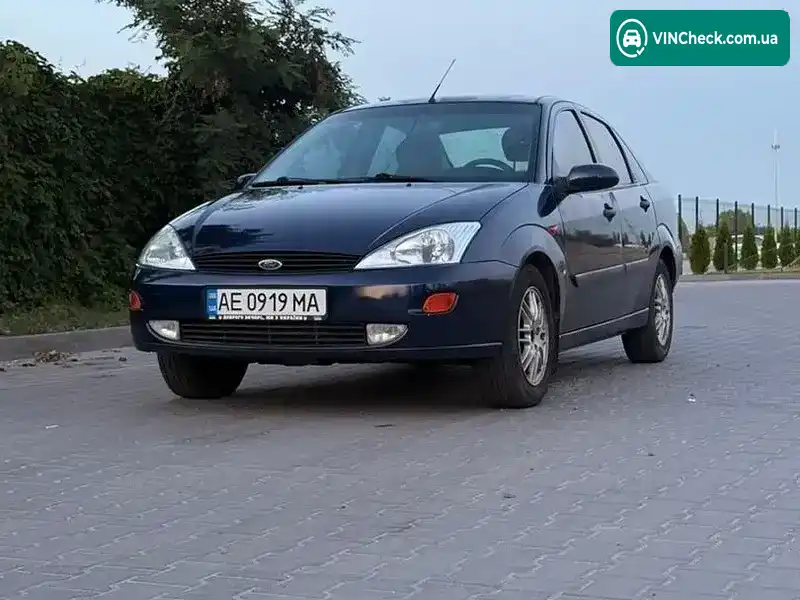 Ford Focus 2000, фото з оголошення 2 з 20, VIN WF0FXXWPDFYS17152