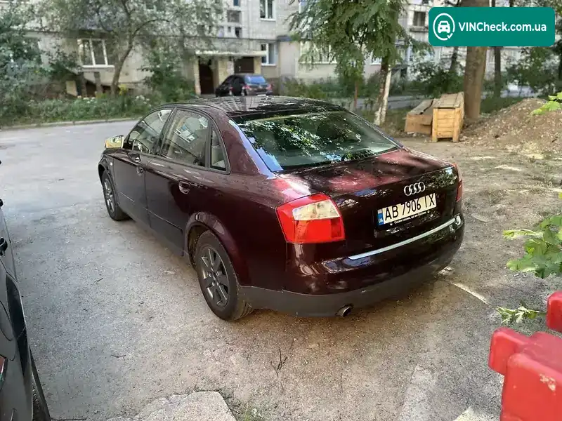 Audi A4 2001, фото з оголошення 2 з 8, VIN WAUZZZ8EZ1A065295