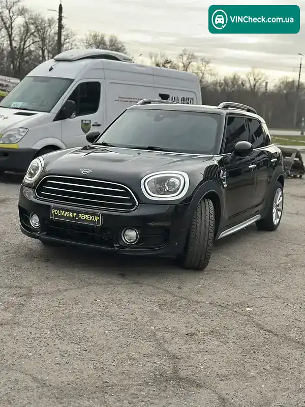 MINI Countryman 2018, фото з оголошення 2 з 20, VIN WMWYY310803G49524