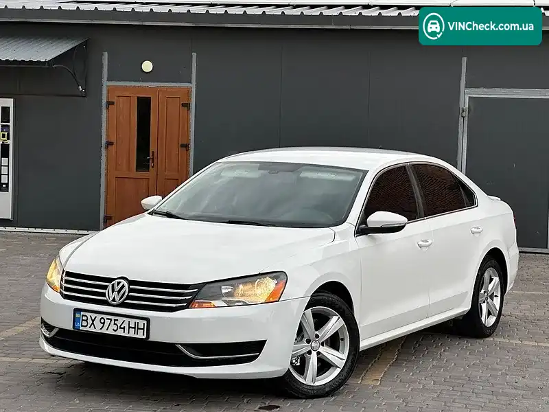 Volkswagen Passat 2011, фото з оголошення 2 з 20, VIN 1VWBP7A39CC008698