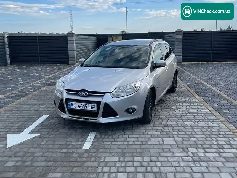 Ford Focus 2011, фото з оголошення 2 з 15, VIN WF0LXXGCBLBT85763