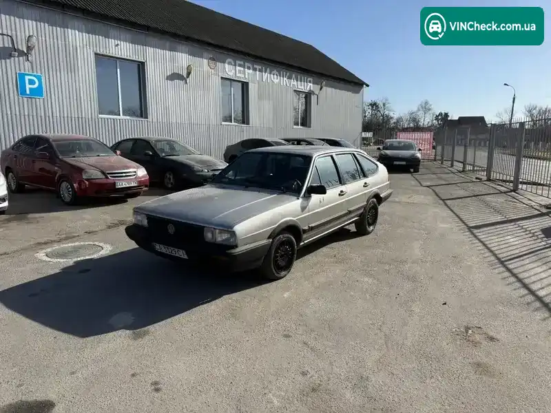Volkswagen Passat 1985, фото з оголошення 1 з 11, VIN WVWZZZ32ZGE052654