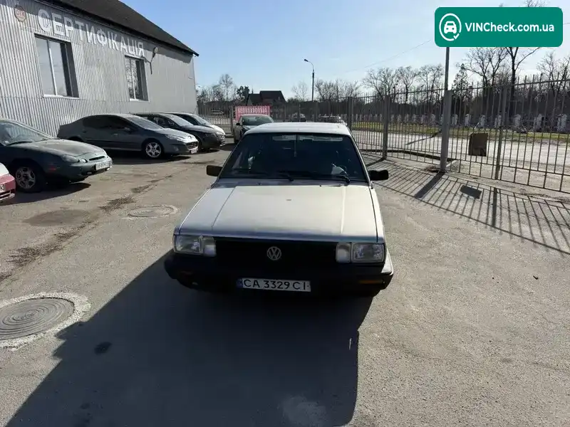 Volkswagen Passat 1985, фото з оголошення 2 з 11, VIN WVWZZZ32ZGE052654