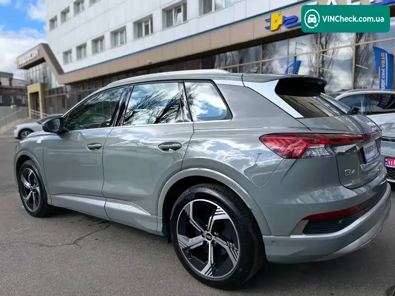 Audi Q4 e-tron 2025, фото з оголошення 2 з 15, VIN LFVVB9G35S5231043