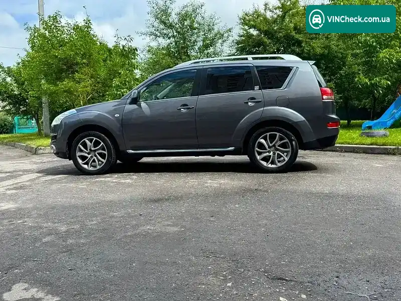 Citroen C-Crosser 2010, фото з оголошення 2 з 20, VIN VF7VV4HNHAZ901178
