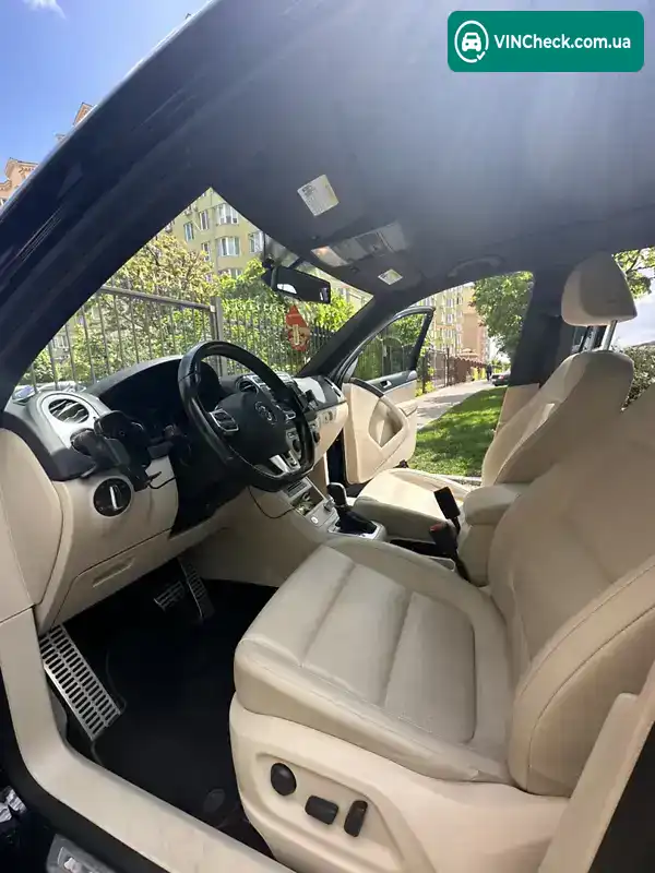 Volkswagen Tiguan 2016, фото з оголошення 2 з 20, VIN WVGBV7AX5GW608338