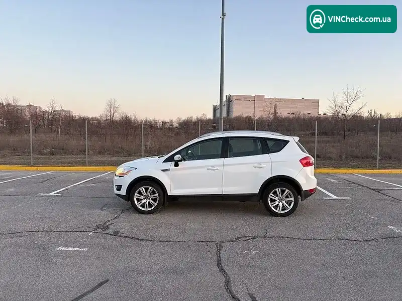 Ford Kuga 2012, фото з оголошення 1 з 11, VIN WF0RXXGCDRCY81907