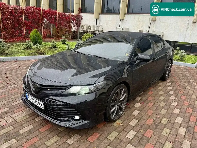 Toyota Camry 2017, фото з оголошення 1 з 13, VIN 4T1B11HK3JU530776