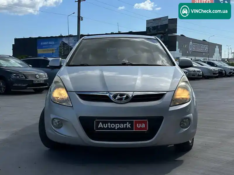 Hyundai i20 2009, фото з оголошення 2 з 20, VIN MALBB51CP9M028476