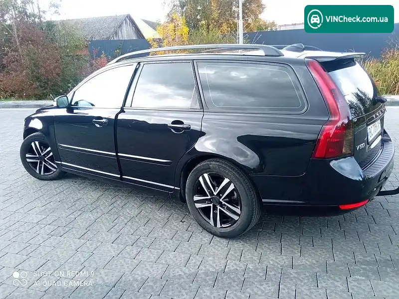 Volvo V50 2010, фото з оголошення 2 з 12, VIN YV1MW76E2A2577178