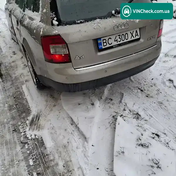 Audi A4 2002, фото з оголошення 2 з 21, VIN WAUZZZ8E82A274512