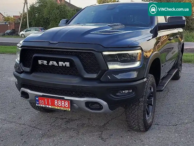 Ram 1500 2019, фото з оголошення 2 з 20, VIN 1C6SRFLT6KN615351