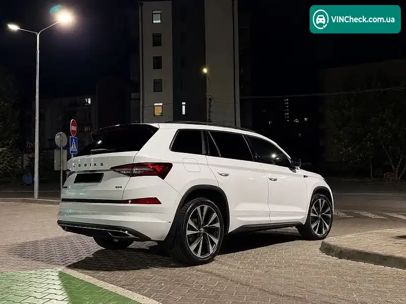 Skoda Kodiaq 2021, фото з оголошення 2 з 20, VIN TMBLD7NS1NB400293