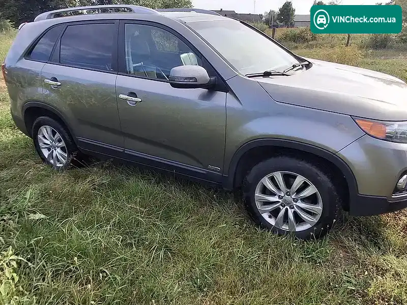 Kia Sorento 2012, фото з оголошення 2 з 19, VIN KNAKU814DC5311563