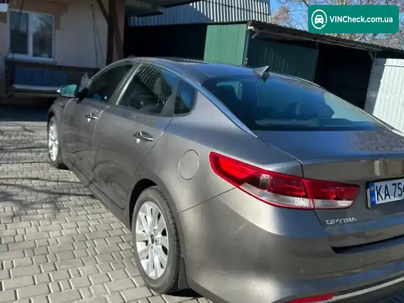 Kia Optima 2018, фото з оголошення 2 з 10, VIN 5XXGT4L38JG261606