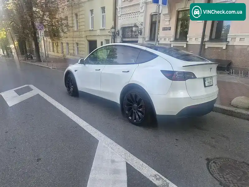 Tesla Model Y 2020, фото з оголошення 2 з 8, VIN 5YJYGDEF7LF023509