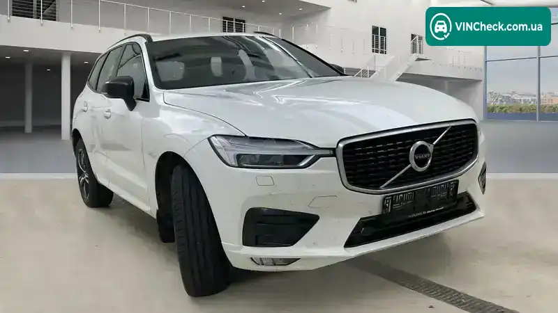 Volvo XC60 2019, фото з оголошення 2 з 18, VIN YV1UZA8VDL1473201