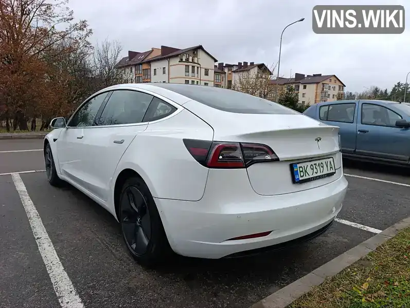 Tesla Model 3 2020, фото з оголошення 2 з 21, VIN 5YJ3E7EB4LF731571
