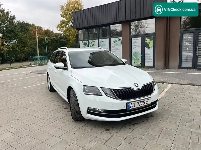 Skoda Octavia 2017, фото з оголошення 2 з 20, VIN TMBJJ9NE2J0180593