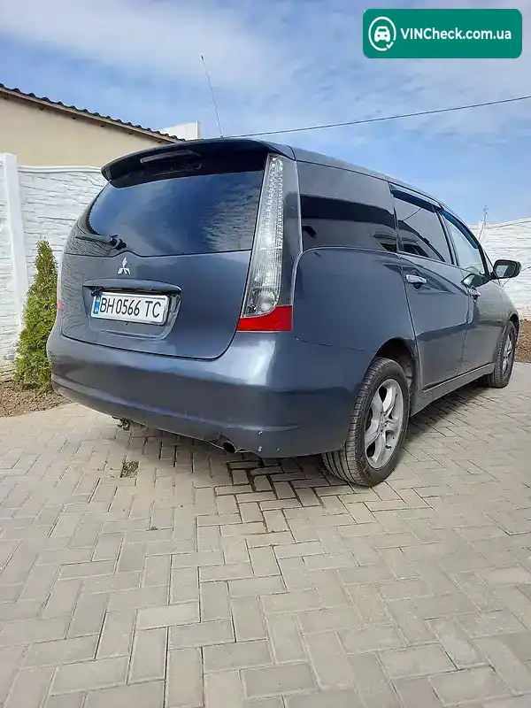 Mitsubishi Grandis 2005, фото з оголошення 2 з 8, VIN JMBLJNA8W6Z000806