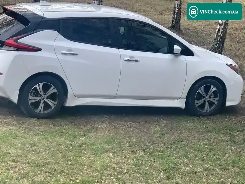 Nissan Leaf 2022, фото з оголошення 2 з 5, VIN 1N4AZ1BV8NC562216