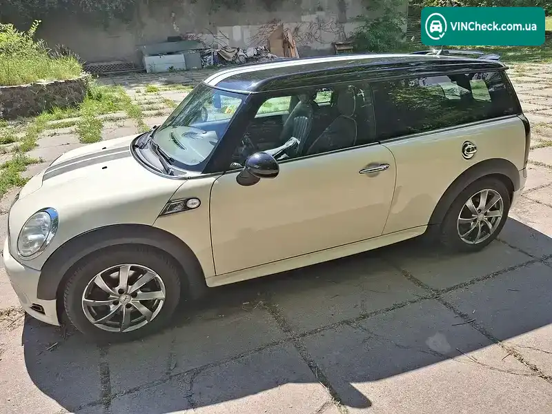 MINI Clubman 2010, фото з оголошення 1 з 14, VIN WMWZG31090TY43015