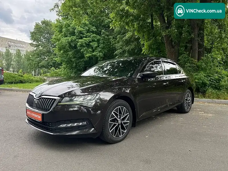 Skoda Superb 2019, фото з оголошення 1 з 20, VIN TMBAJ6NP6LB300029