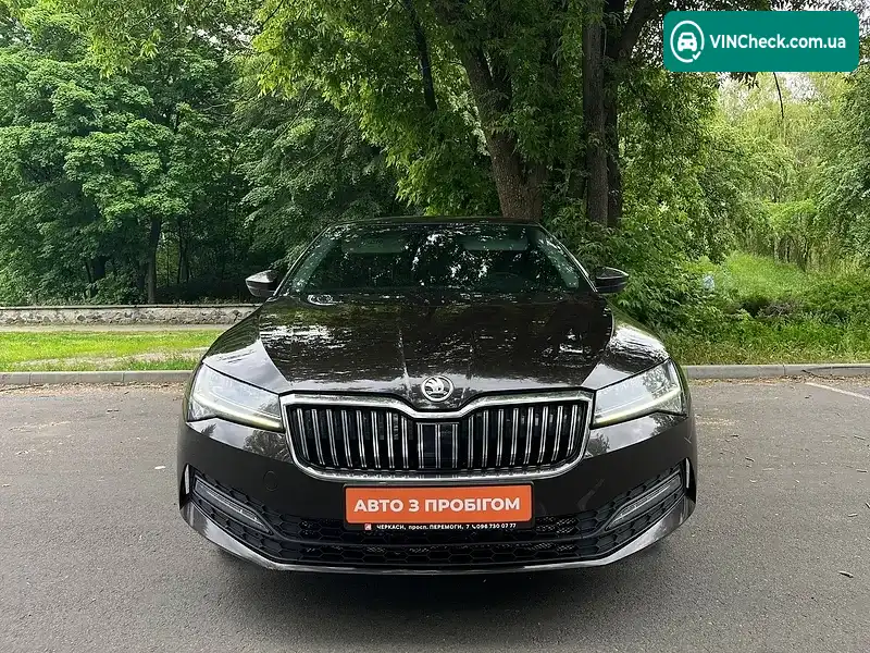 Skoda Superb 2019, фото з оголошення 2 з 20, VIN TMBAJ6NP6LB300029