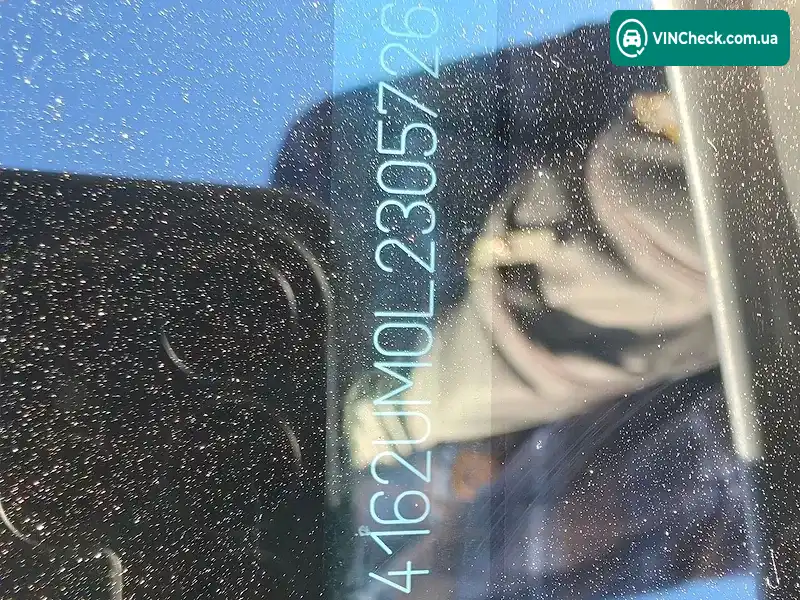 Volvo XC40 2020, фото з оголошення 1 з 20, VIN YV4162UM0L2305726
